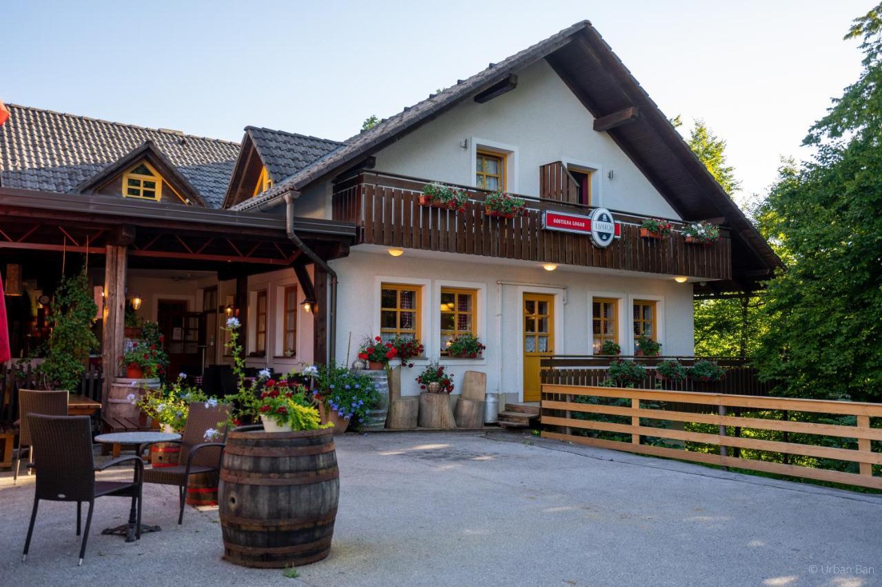 Gostilna Logar Hotel Hotemaze Exterior photo